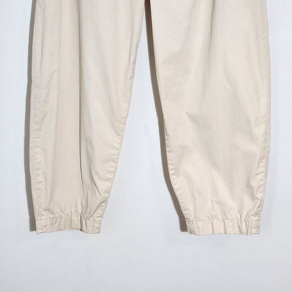 Frame Cream Barrel Pants Size 29 Frame Tapered Leg Cropped Pants in Flax - Picture 4 of 10